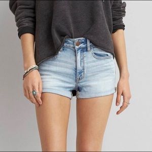 American Eagle High Rise Shortie